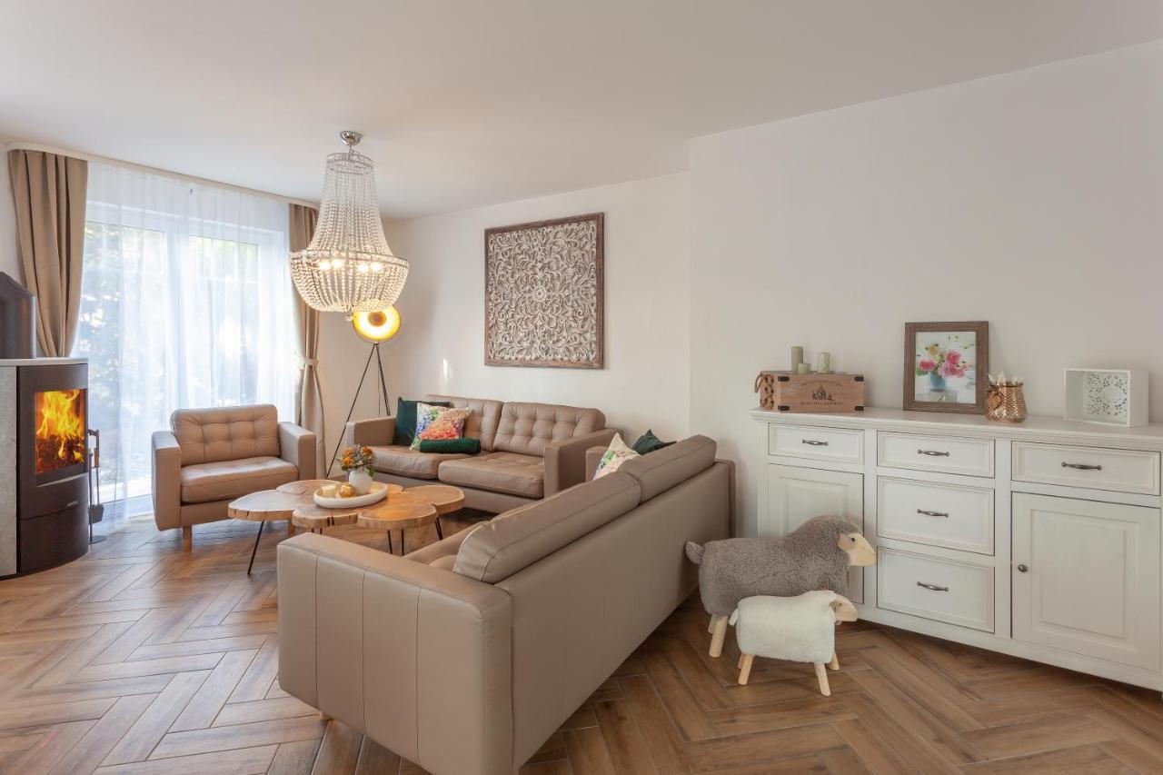 Kapitaenshaus Sellin Mit Sauna Und Kamin Exterior foto