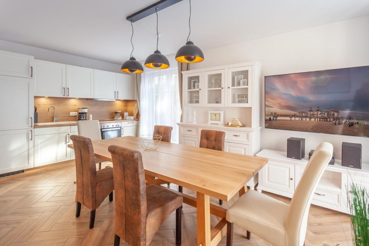 Kapitaenshaus Sellin Mit Sauna Und Kamin Exterior foto